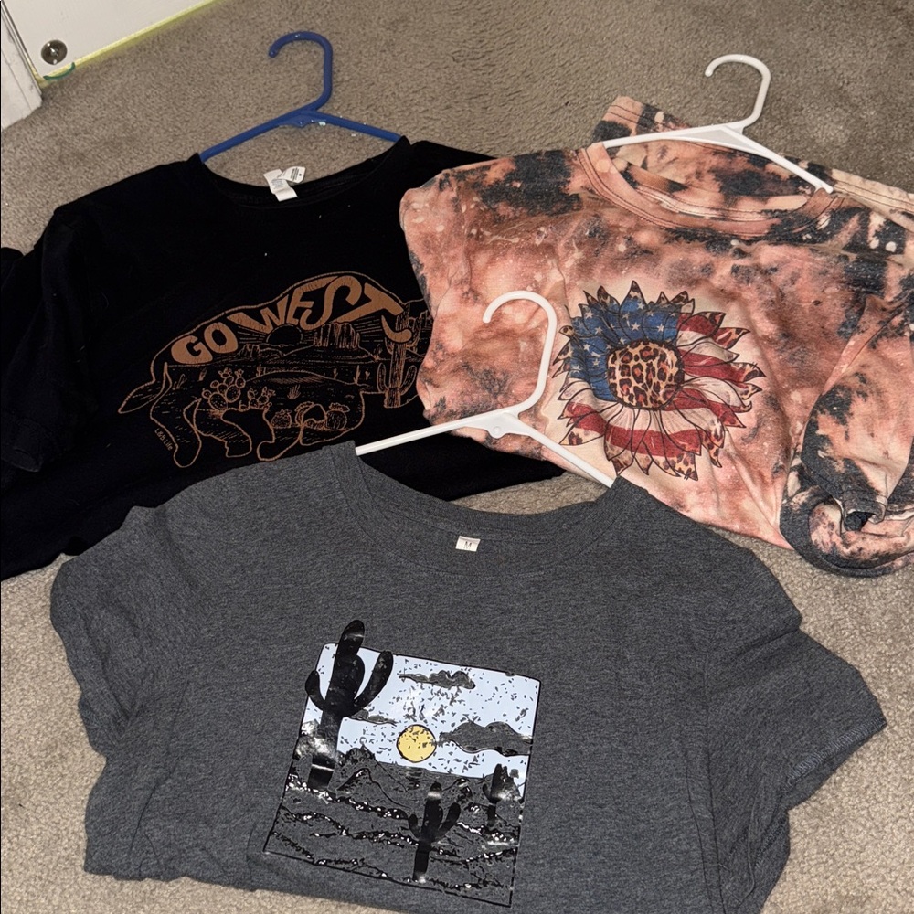 Graphic Sweatshirts Bundle